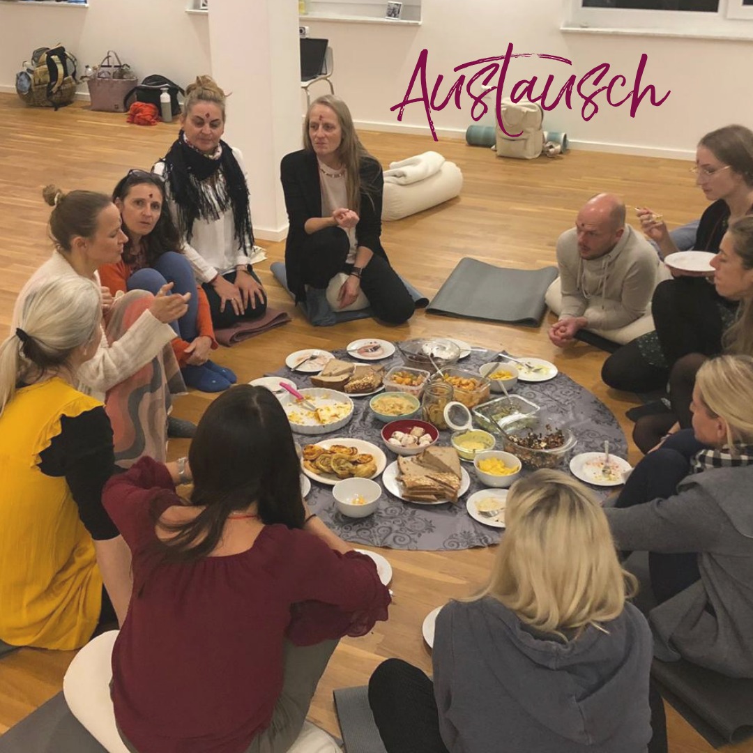 Yogalehrer Ausbildung: 200h Inner Flow Yoga Teacher Training 2027