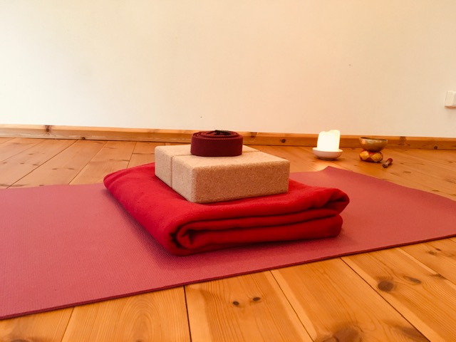 Yogakurs - Kurse für bestimmte Zielgruppen: Kurse nur für Frauen - Hamburg-Stadt Volksdorf - Lena Jennert