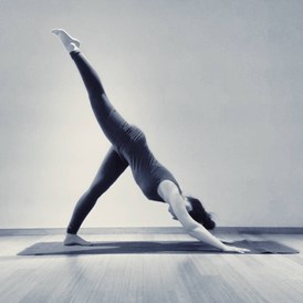 Yoga: Shi (shiflo°)