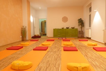 Yoga: Der Yoga Raum auf der Lange Str. 52 - Beate Koch-Seckinger