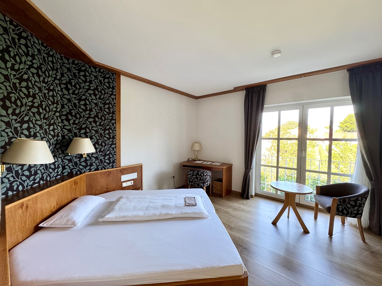 Yoga & Basenfasten in der Südpfalz - neue Balance und Leichtigkeit finden. Impressions in pictures of the accommodation Double room in country house style
