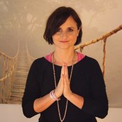 Yogakurs - Claudia Wollweber
zertifizierte Yogalehrerin - Claudia Wollweber