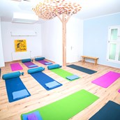 Yogakurs - Unser gemütlicher Yoga Raum - Casa de Quilombo e.V.