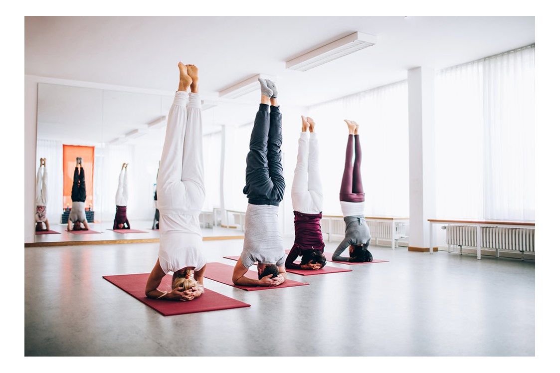 Yoga: Kopfstand - Sirshasana - Yoga & Meditation München-Solln  |  Gabriele Metz