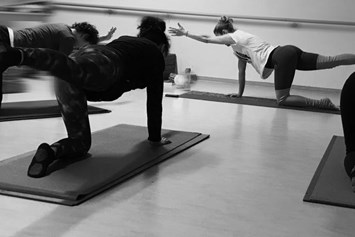 Yoga: Hatha Yoga mit Cindy - Cindy Barwise