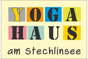 Yoga: Angela Holtschmidt , Yogahaus am Stechlinsee