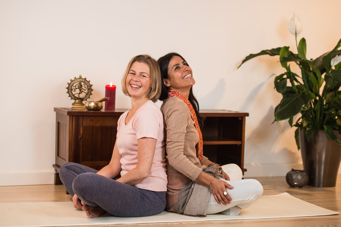 Yoga: deine Yogalehrerinnen Heike und Anja - DeinYogaRaum