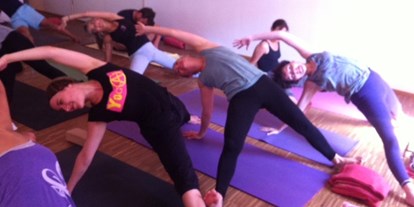 Yoga course - Troisdorf - https://scontent.xx.fbcdn.net/hphotos-xap1/v/t1.0-9/1185414_727519023928827_1596956609_n.jpg?oh=98c8198c28692d858c394a09c16e5113&oe=57952AAB - Anne-Christine Yoga