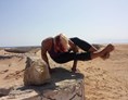Yoga: https://scontent.xx.fbcdn.net/hphotos-xpf1/t31.0-0/p180x540/10996785_940848012613832_2308006165537620453_o.jpg - Vabora Yoga