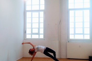 Yoga: Unser Raum am Brommyplatz...komm vorbei, sobald es wieder geht. :-) - Shine&Sway - STRALA Yoga mit Frauke