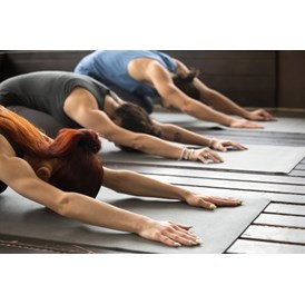 Yoga: Leben in Balance 
das mobile Yoga-Studio für
KÖRPER, GEIST & SEELE mit YogaRosa Di Gaudio  - Rosa Di Gaudio | YogaRosa