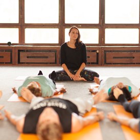 Yoga: Entspannung - Yoga.Raum Auerbach Anke Löser