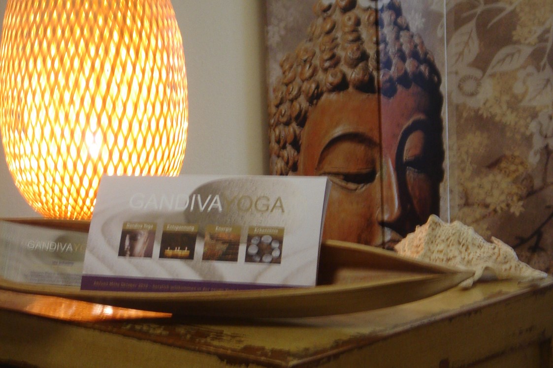 Yoga: Herzlich Willkommen in der GANDIVA YOGA-Lounge - GANDIVA YOGA