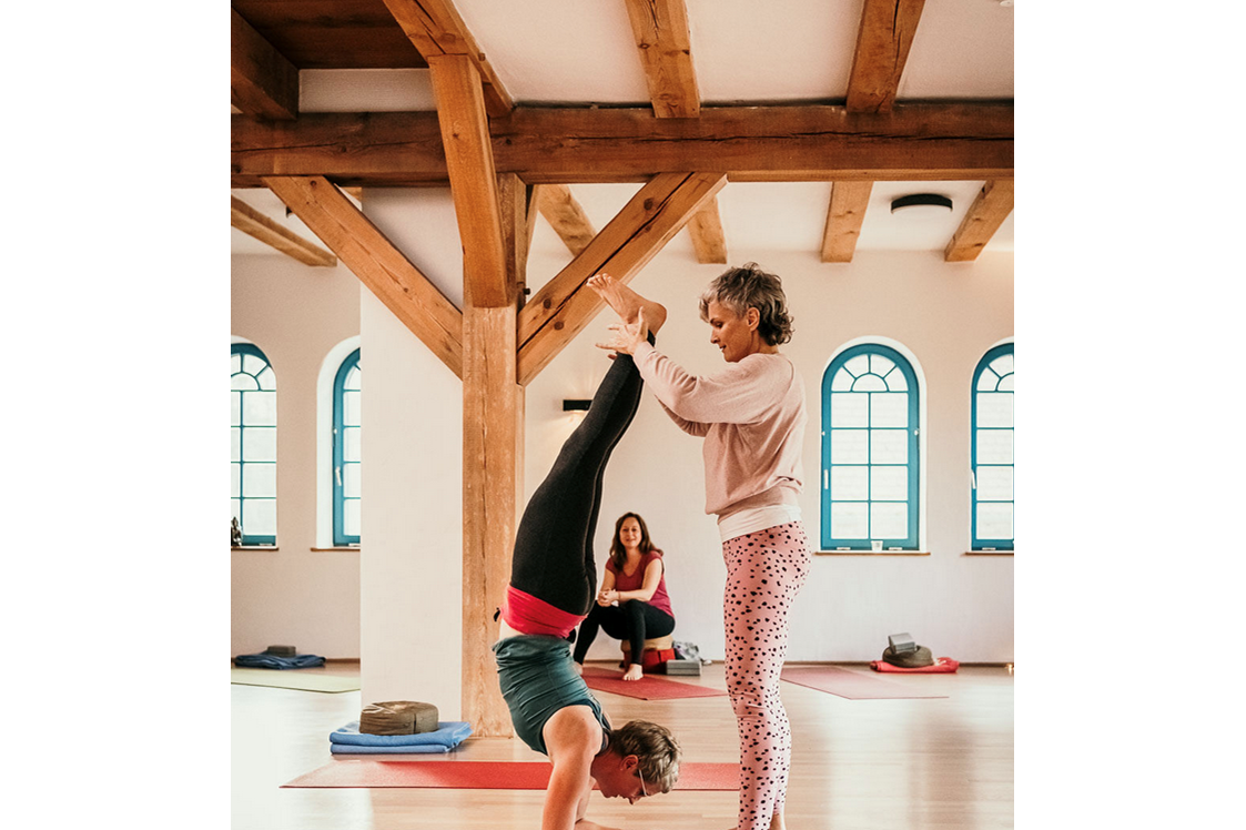 Yoga: Brigitte Zehethofer