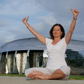 Yoga: Kundalini Yoga - Sabine Birnbrich