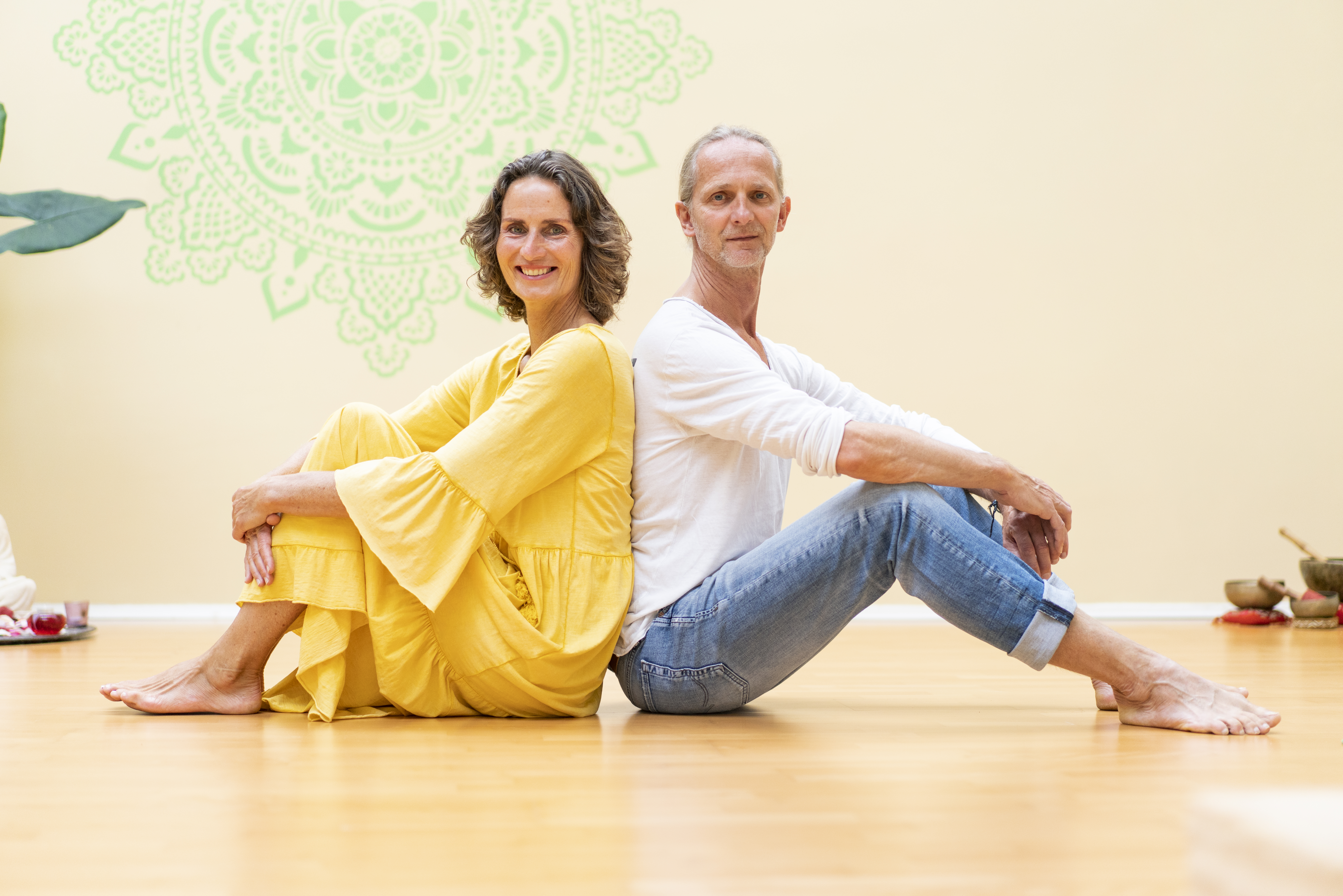 Clase de yoga - Susanne & Marc heißen euch willkommen! - Rundum Yoga