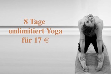 Yoga: https://scontent.xx.fbcdn.net/hphotos-xpa1/t31.0-8/s720x720/12698250_994876290606882_4543275043932437826_o.jpg - Bikram Yoga Düsseldorf