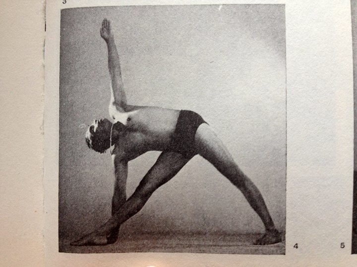 Clase de yoga - Düsseldorf - https://scontent.xx.fbcdn.net/hphotos-xpf1/t31.0-0/q86/p180x540/1271817_620099881375858_1381096396_o.jpg - Yoga Ulla Schlütter