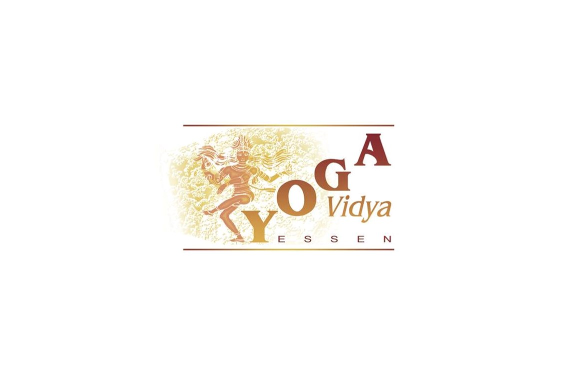 Yoga: https://scontent.xx.fbcdn.net/hphotos-xpt1/v/t1.0-9/1620702_666134306765760_399724198_n.jpg?oh=68a9bf24fb939b9c05250b48fe3edce0&oe=5752D1A8 - Yoga Vidya Essen