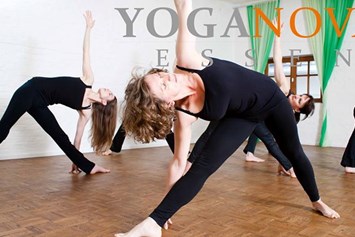 Yoga: https://scontent.xx.fbcdn.net/hphotos-xpa1/t31.0-8/s720x720/11141354_1135050486522333_6119918692344076213_o.jpg - YOGANOVA