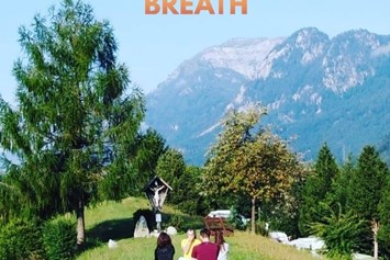 Yoga: Yoga am Berg ~ Campingplatz Tirol - Yogagarten / Yogaschule Penzberg Bernhard und Christine Götzl