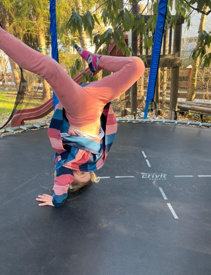 Yoga: KinderYoga - Yogagarten / Yogaschule Penzberg Bernhard und Christine Götzl