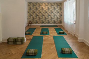 Yoga: Yogastudio Olten - Sabrina Keller