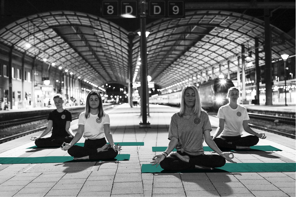 Yoga: Yoga Gleis14 direkt am Bahnhof Olten - Sabrina Keller