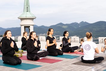 Yoga: Outdoor Yoga Sälischlössli - Sabrina Keller