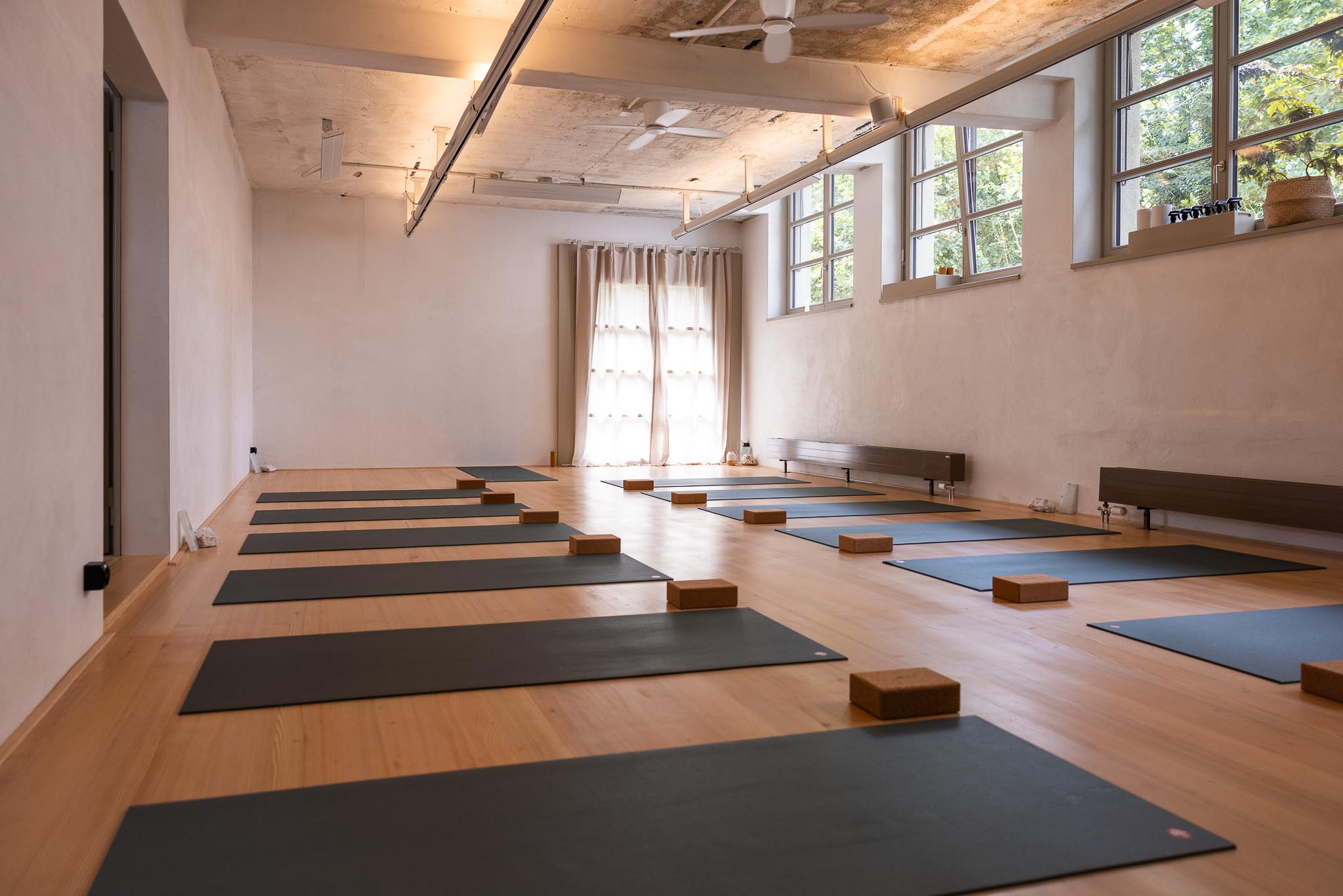 Yoga: Yoga Raum - Yoga Gleis14