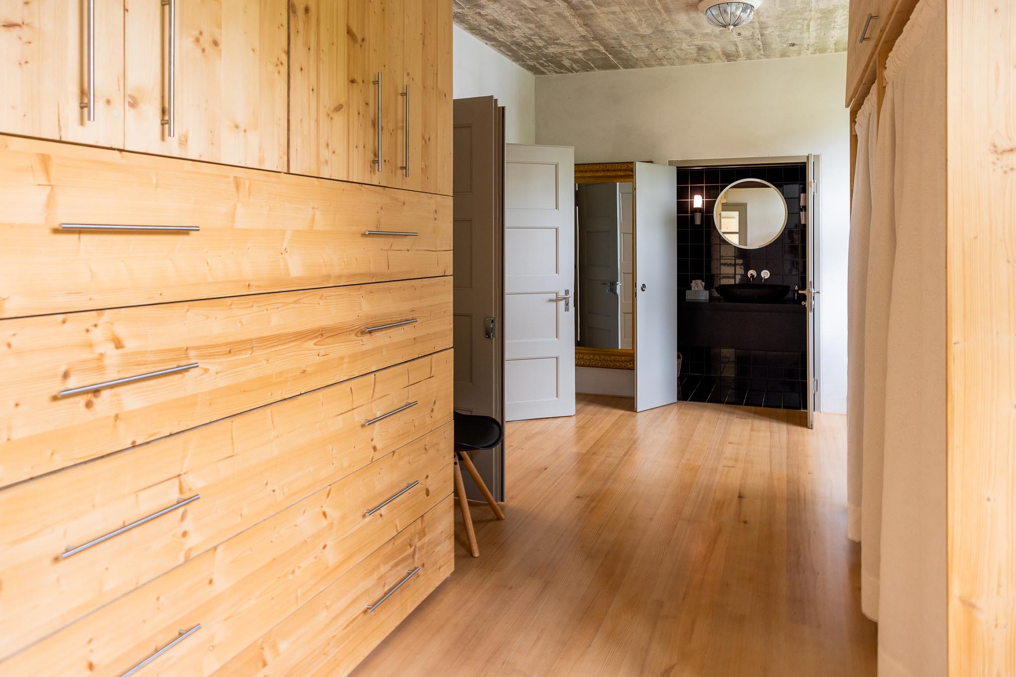 Yoga: Garderobe - Yoga Gleis14