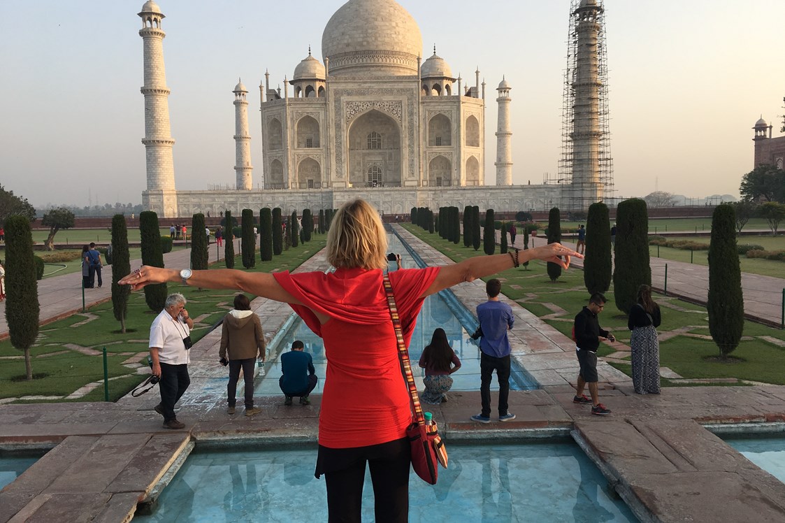 Yoga: Taj Mahal in Agra  - Karin Hutter