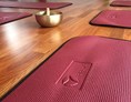 Yogalehrer Ausbildung: Tripada® Yogamatten - Ausstattung für eigene Tripada Yoga® Räume - Tripada® Yogalehrerausbildung mit Kassenzulassung nach § 20 SGB V über 2 Jahre