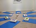 Yoga: https://scontent.xx.fbcdn.net/hphotos-xtl1/t31.0-8/q82/s720x720/12698538_1704786046469155_7981383918894273464_o.jpg - Yoga Pilates Zentrum Geisenhausen