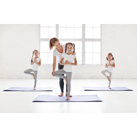 Yoga: Yoga für Kids - Nadine Fernández
