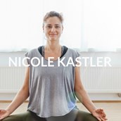 Yogakurs - Nicole Kastler