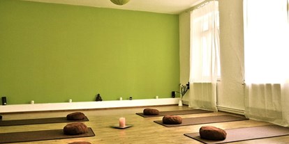 Yoga course - Halle (Kreisfreie Stadt Halle) - https://scontent.xx.fbcdn.net/hphotos-xal1/v/t1.0-9/1947734_628618970546545_1006580646_n.jpg?oh=47a98ca4199d03748b9b1545b0e6a473&oe=5758C944 - Yogalance - Yoga und Pilates und Massage in Halle (Saale)