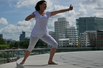 Yoga: Sabine Birnbrich - Kundalini Yoga in Düsseldorf