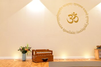 Yoga: Yogaraum - Sangha Yoga Lübeck