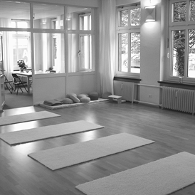Yoga: weltenRaum Seminarraum - weltenRaum