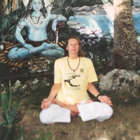 Yoga: Jutta Issler - MedicSpa Düsseldorf