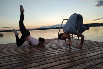 Yoga: Verena & Nic - Verena & Nic / Yoginissimus