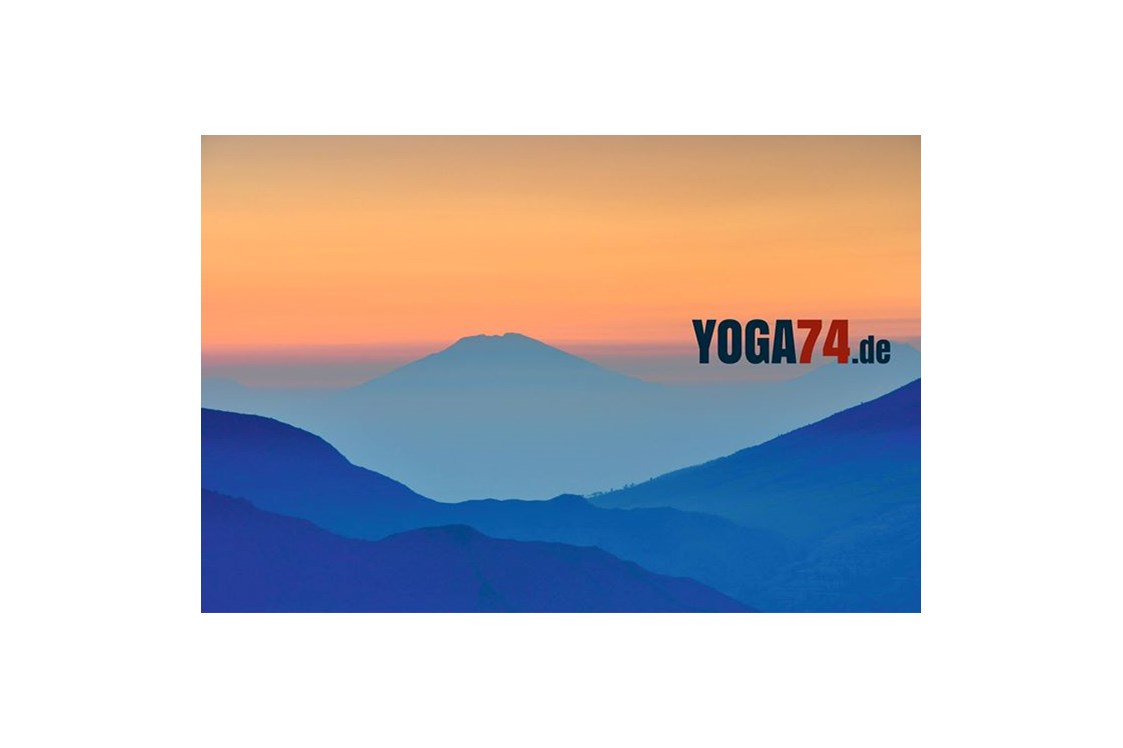 Yoga: https://scontent.xx.fbcdn.net/hphotos-xfl1/t31.0-8/s720x720/12771663_193071814385526_5694738131401547435_o.jpg - Yoga74