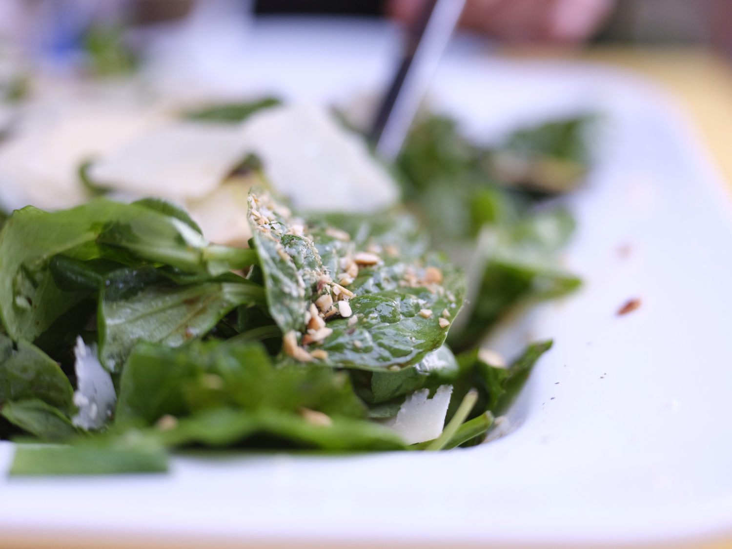Yogaevent: Zucchini- Spinatsalat mit Sesam und gerösteten Haselnüssen - Yoga &  .... in Frankreich