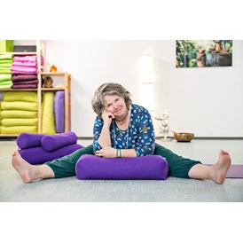 Yoga: Claudia Korsten-Ring
Inhaberin und Yogalehrerin BDY/EYU - Ois is Yoga