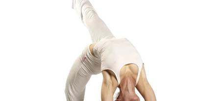 Yoga course - Yogastil:  Hatha Yoga - Horn-Bad Meinberg - Bhakti Vinyasa Flow - Yogalehrer Weiterbildung im Yoga Retreat