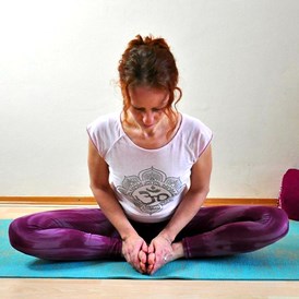 Yoga: Hatha Yoga mit Rebekka - Rebekka Barsekow: Yoga und Malas