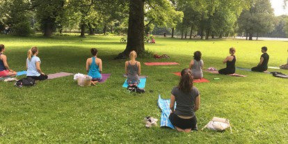 Yogakurs - Erreichbarkeit: sehr gute Anbindung - München Maxvorstadt - Katja Bienzeisler