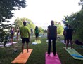 Yoga: Bei unserem Yoga Open Air Sommer aufgenommen, wunderbar!  - Natalie Merl - Yoga & Körpertherapie 