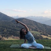 Yogakurs - bewegte Meditation  - Michaela Schötz - Isaryogis